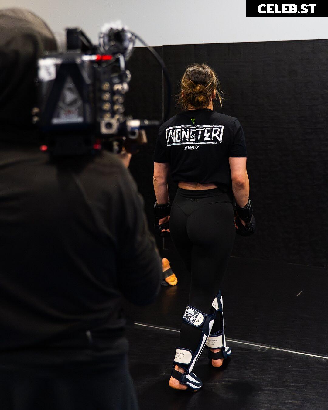 Women of UFC &amp; MMA Image 24241873
