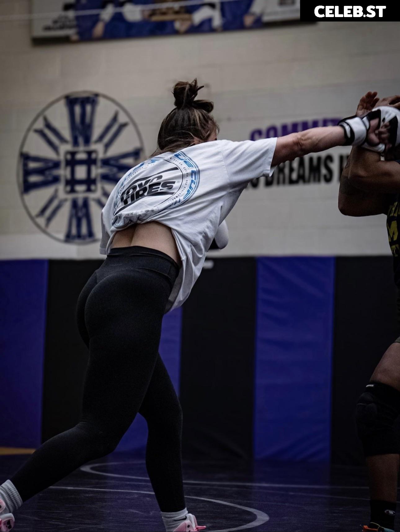 Women of UFC &amp; MMA Image 24242390