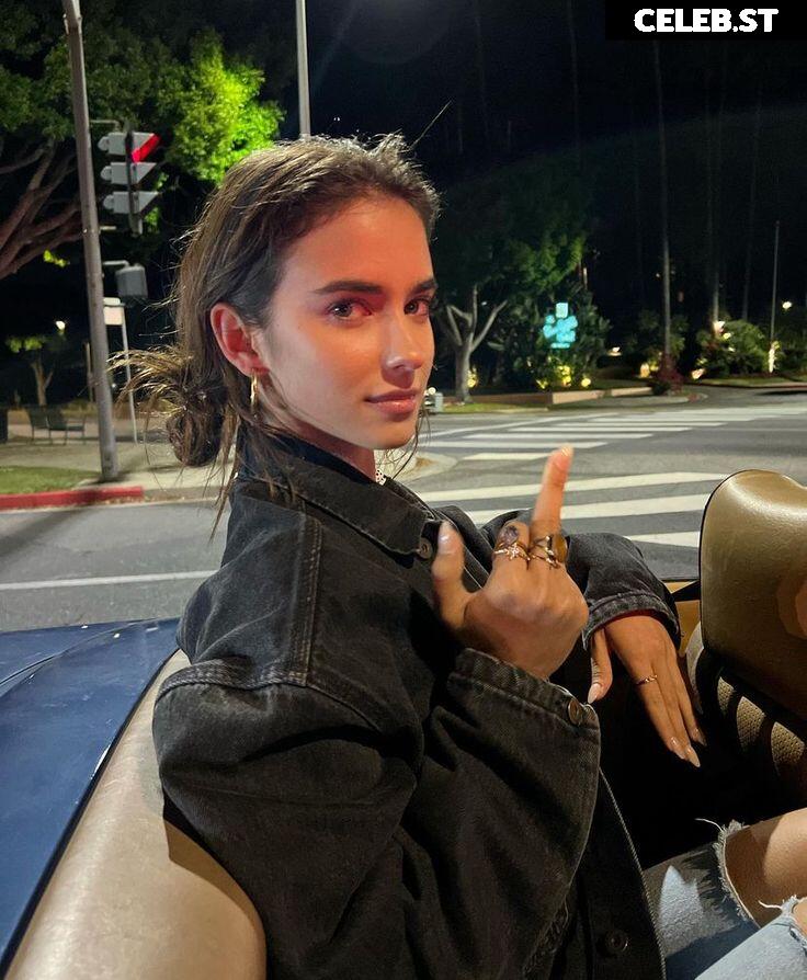 Elisha &amp; Renee Herbert Image 24219051