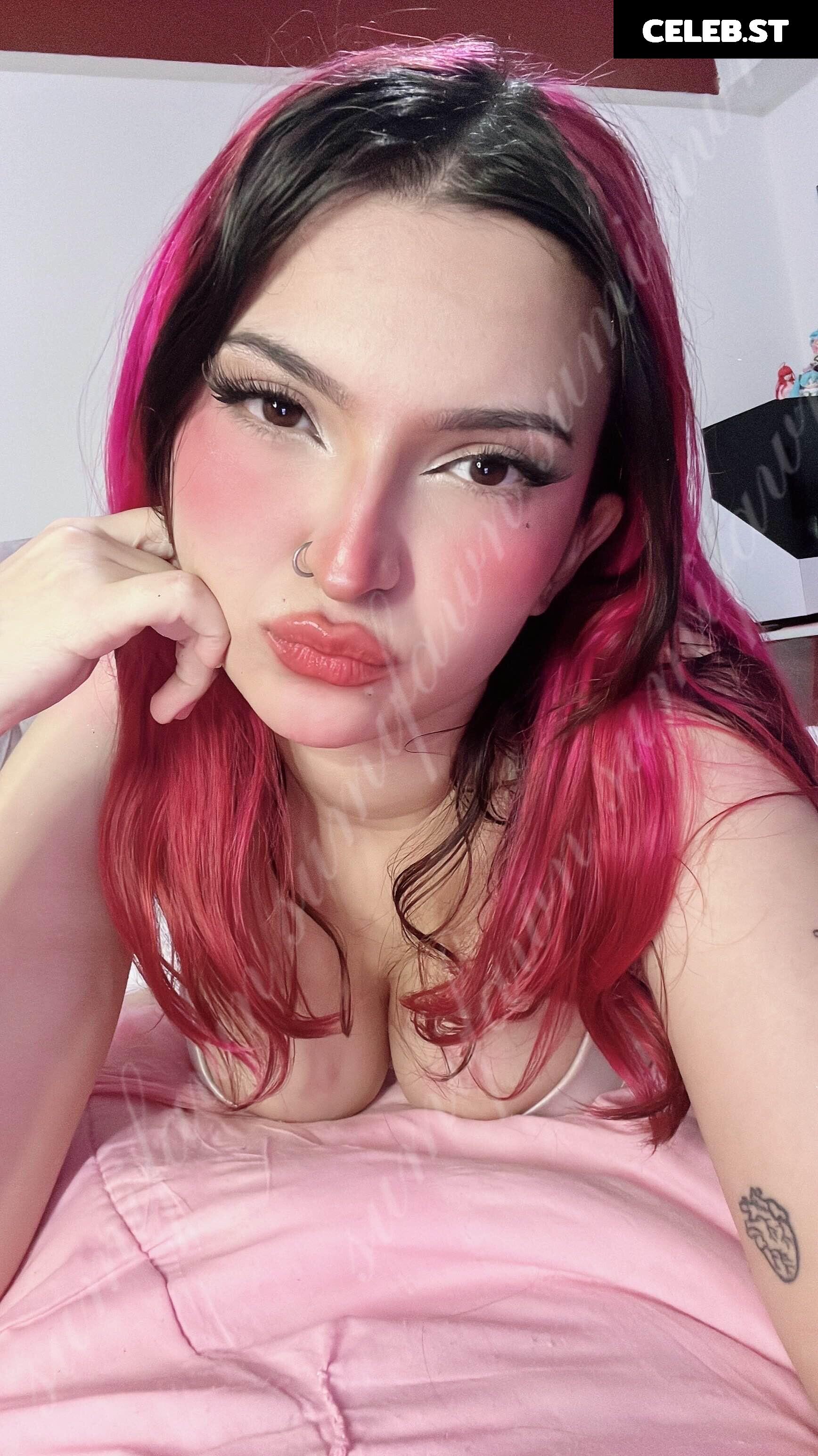 Lilcutiecherie/angelicwaifu_ Image 24229516