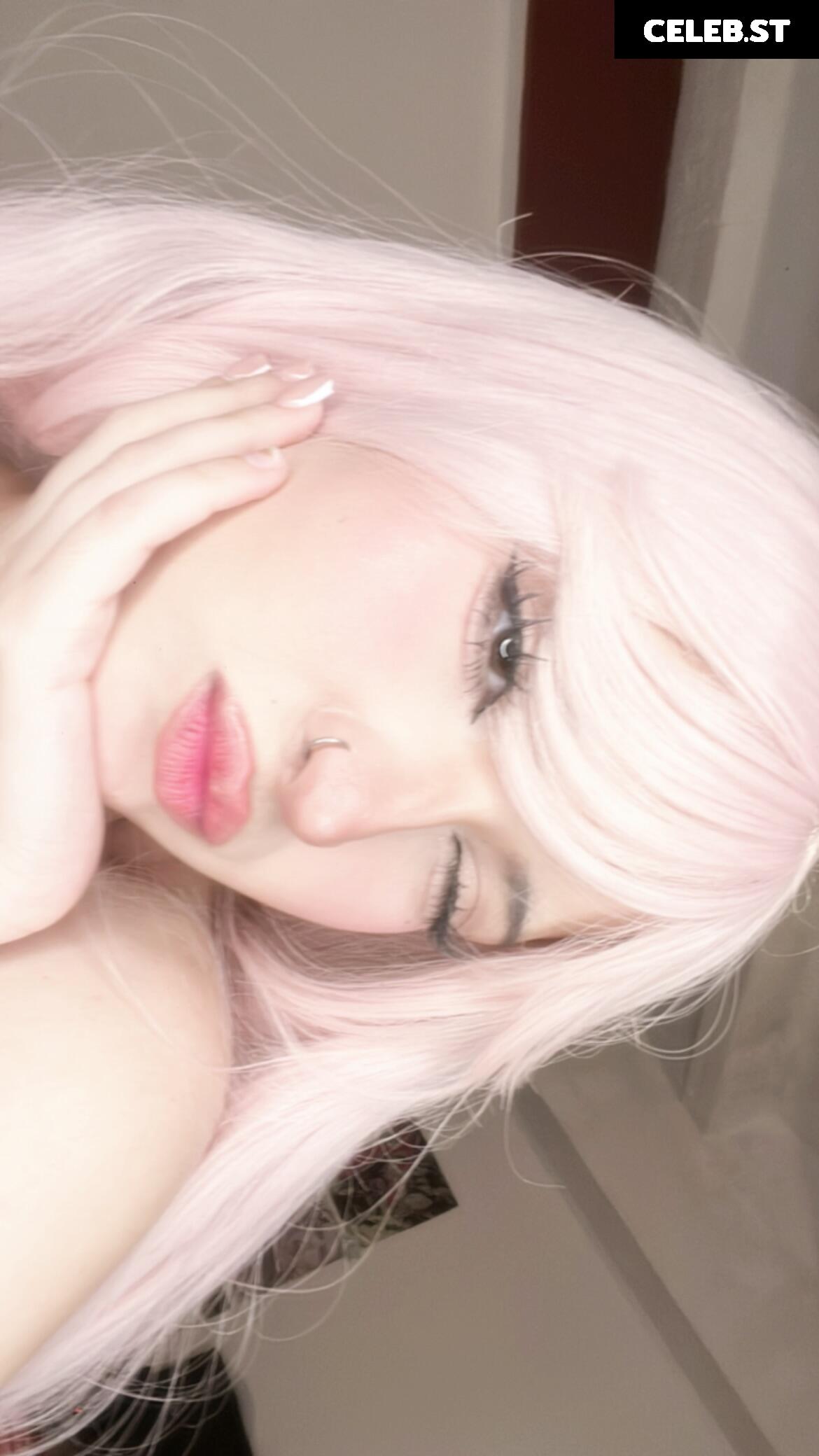 Lilcutiecherie/angelicwaifu_ Image 24229557