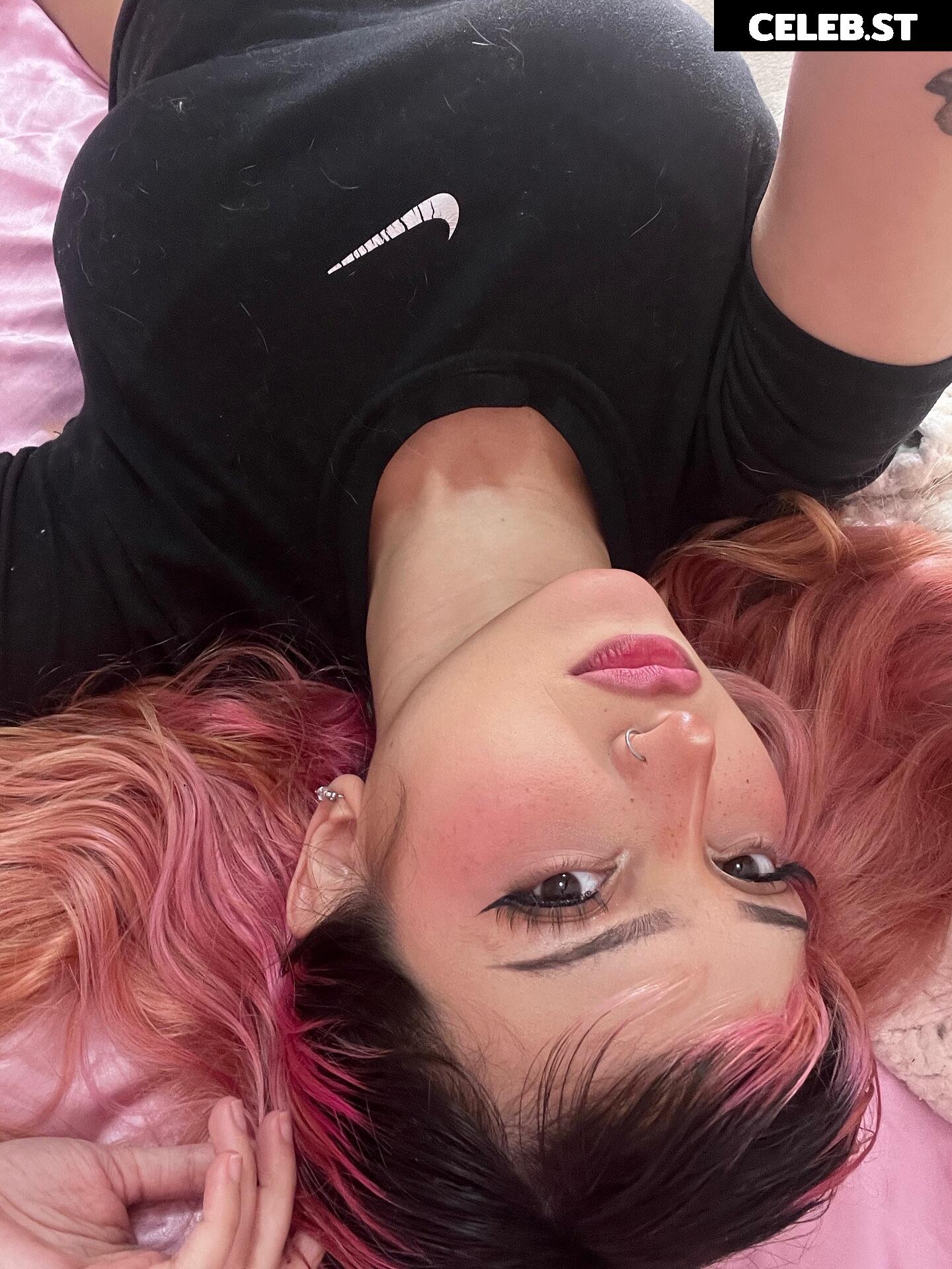 Lilcutiecherie/angelicwaifu_ Image 24229601