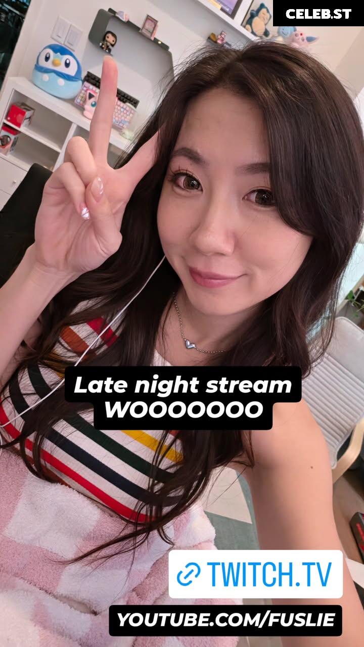 Fuslie (Leslie) Image 24237502
