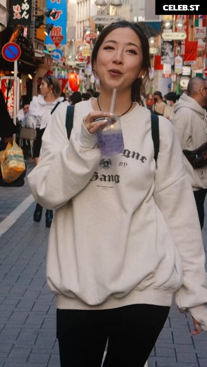 Fuslie (Leslie) Image 24237496