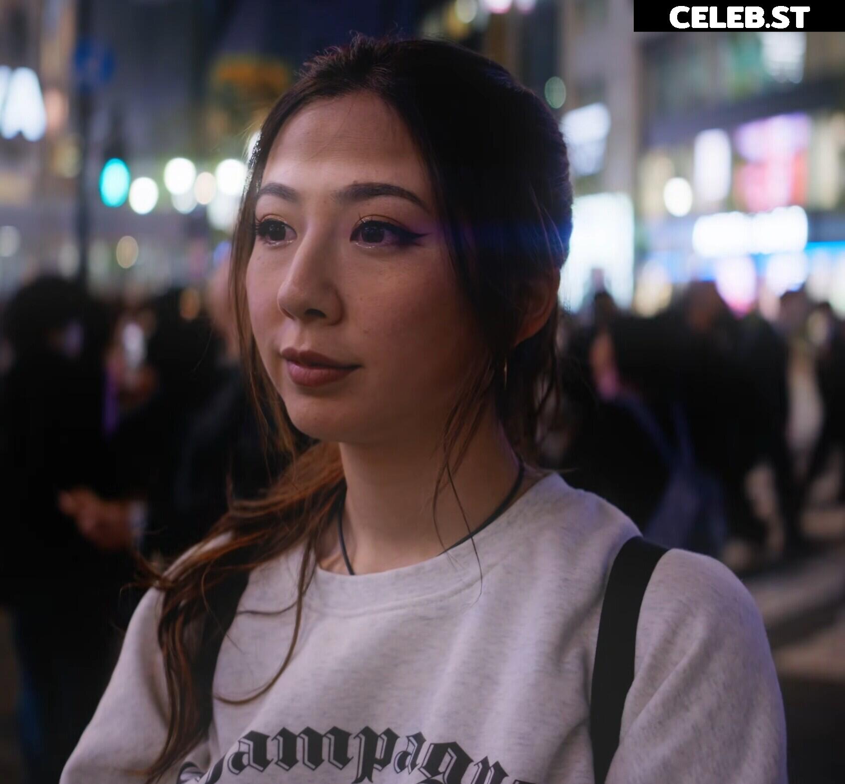 Fuslie (Leslie) Image 24237494