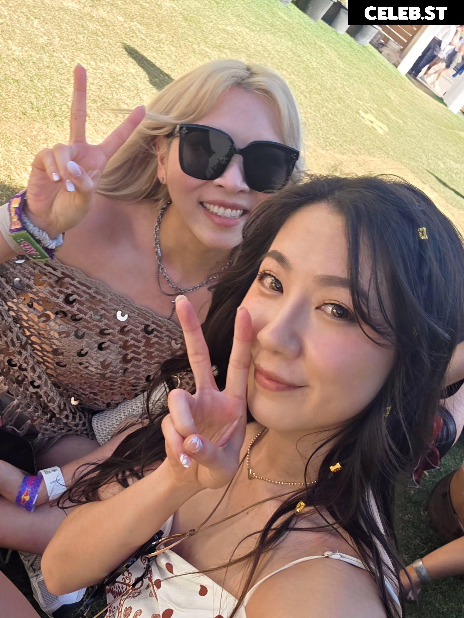 Fuslie (Leslie) Image 24237484