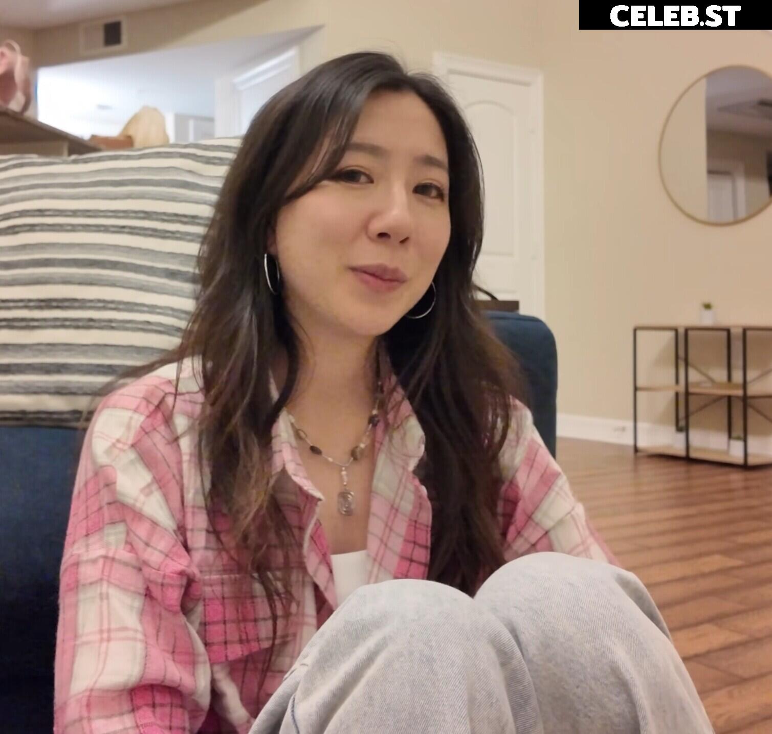Fuslie (Leslie) Image 24237429
