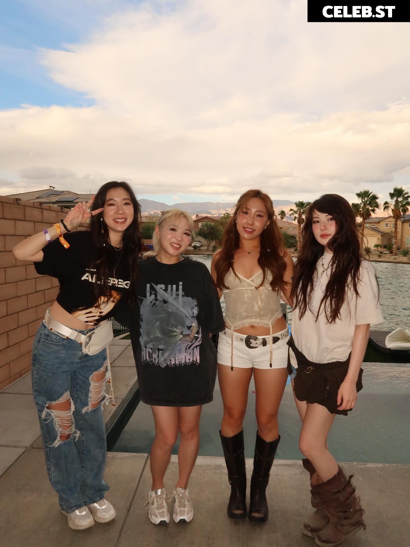 Fuslie (Leslie) Image 24237460