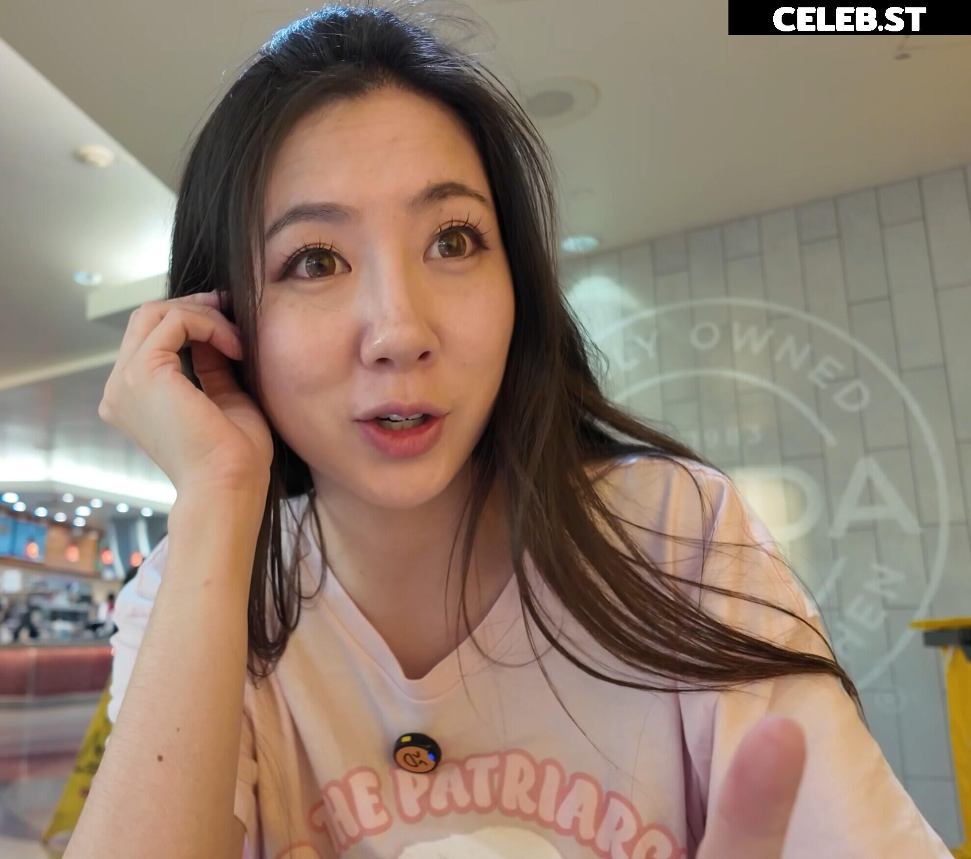 Fuslie (Leslie) Image 24237465