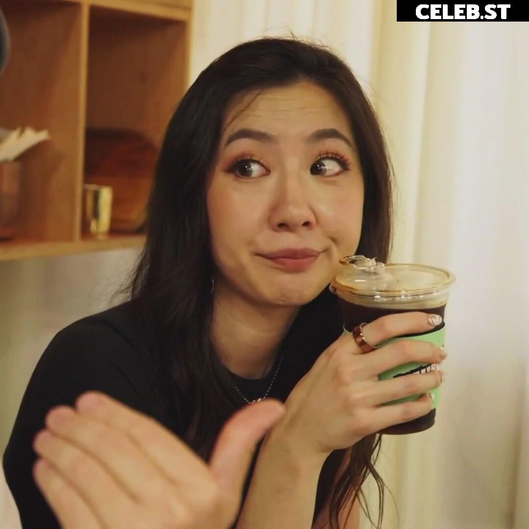 Fuslie (Leslie) Image 24237469