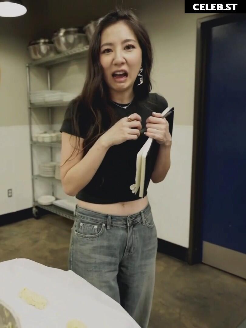 Fuslie (Leslie) Image 24237470