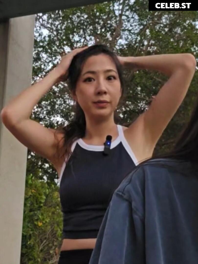Fuslie (Leslie) Image 24237184