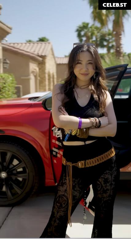 Fuslie (Leslie) Image 24237103