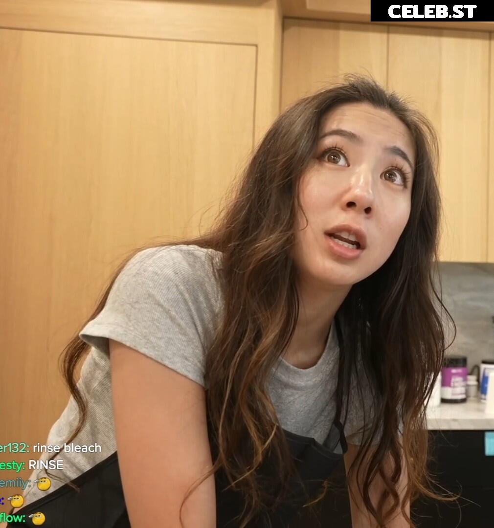 Fuslie (Leslie) Image 24237138