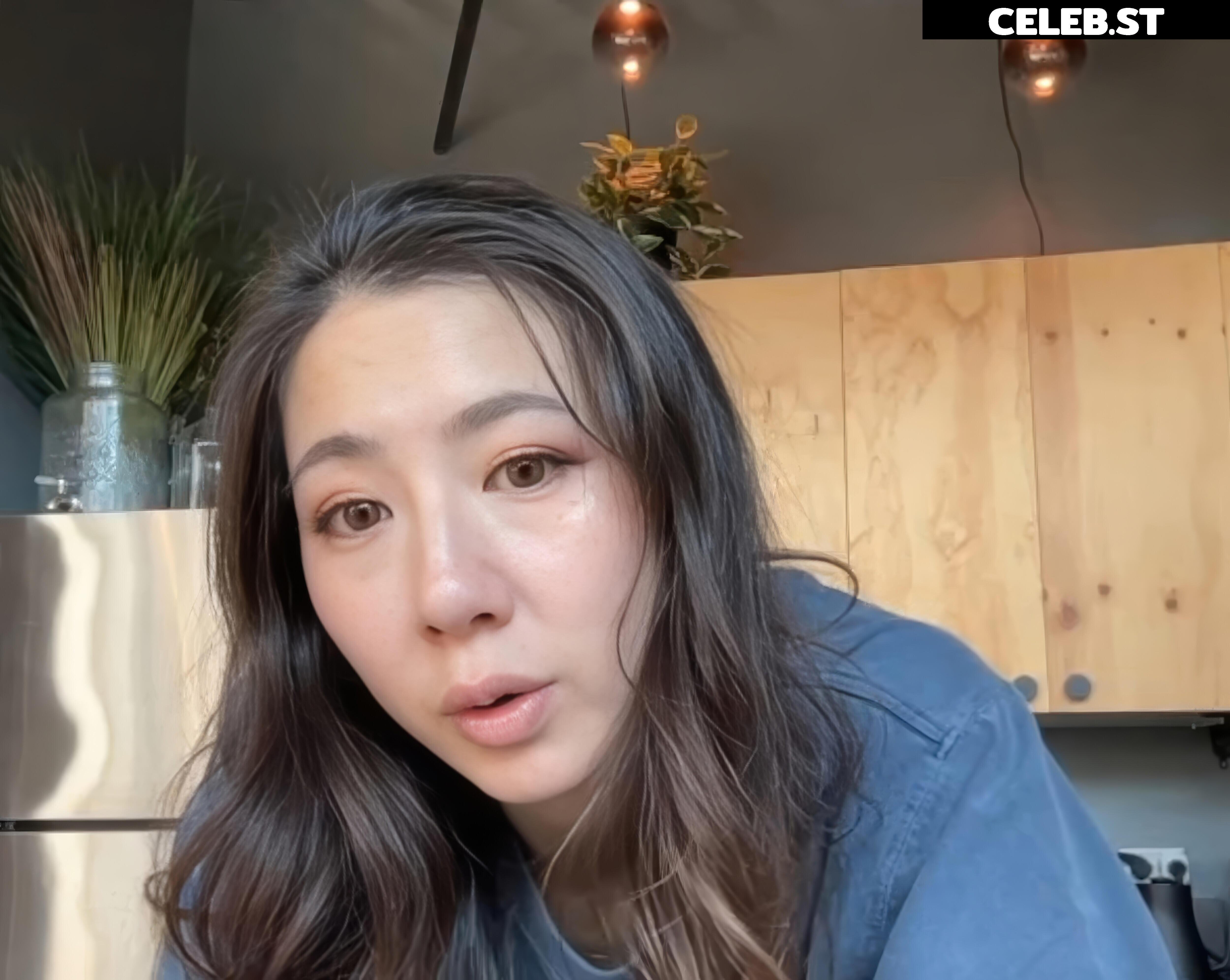 Fuslie (Leslie) Image 24237165