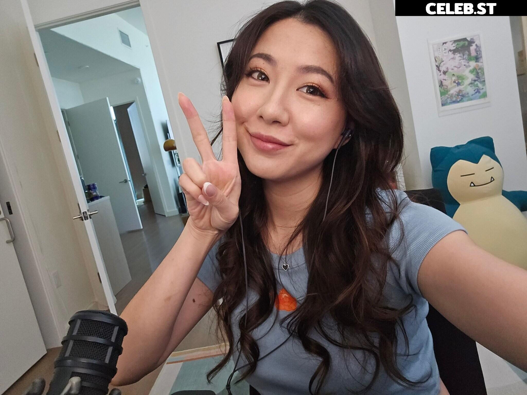Fuslie (Leslie) Image 24237050