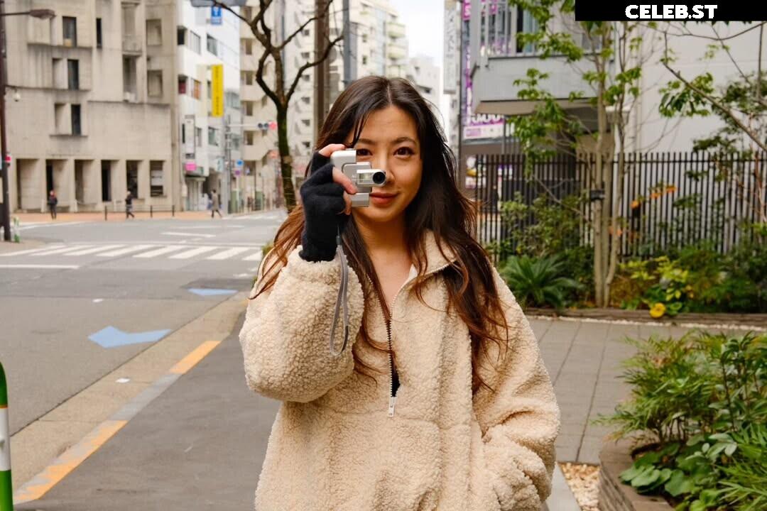 Fuslie (Leslie) Image 24237072