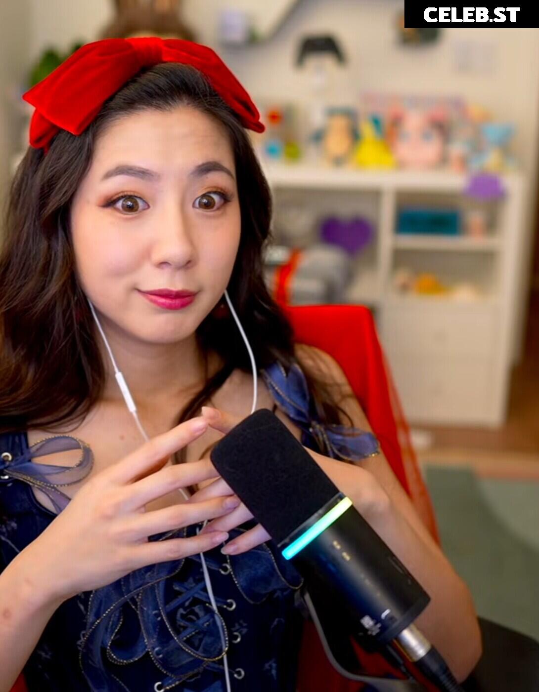 Fuslie (Leslie) Image 24237333