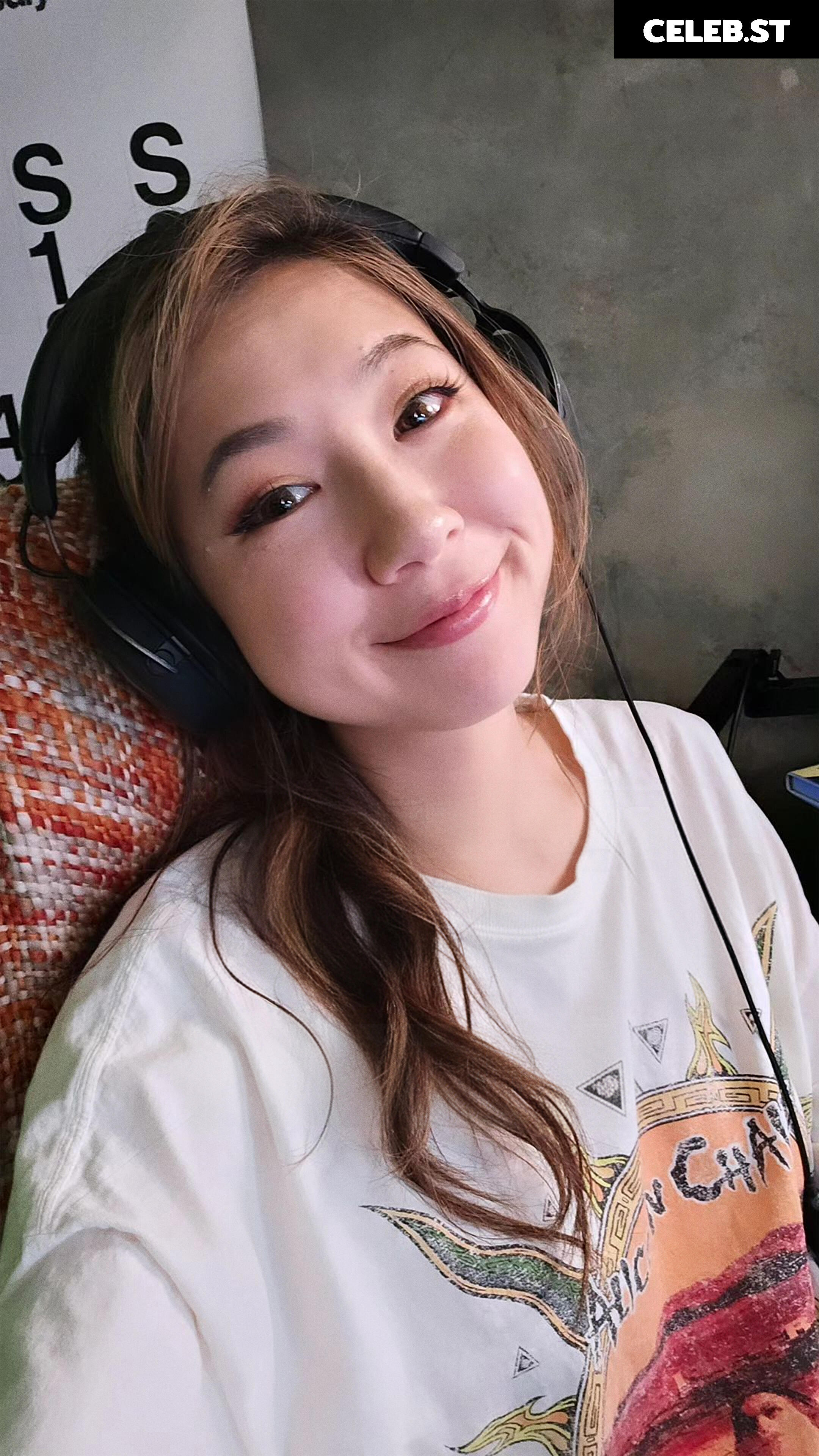 Fuslie (Leslie) Image 24237367