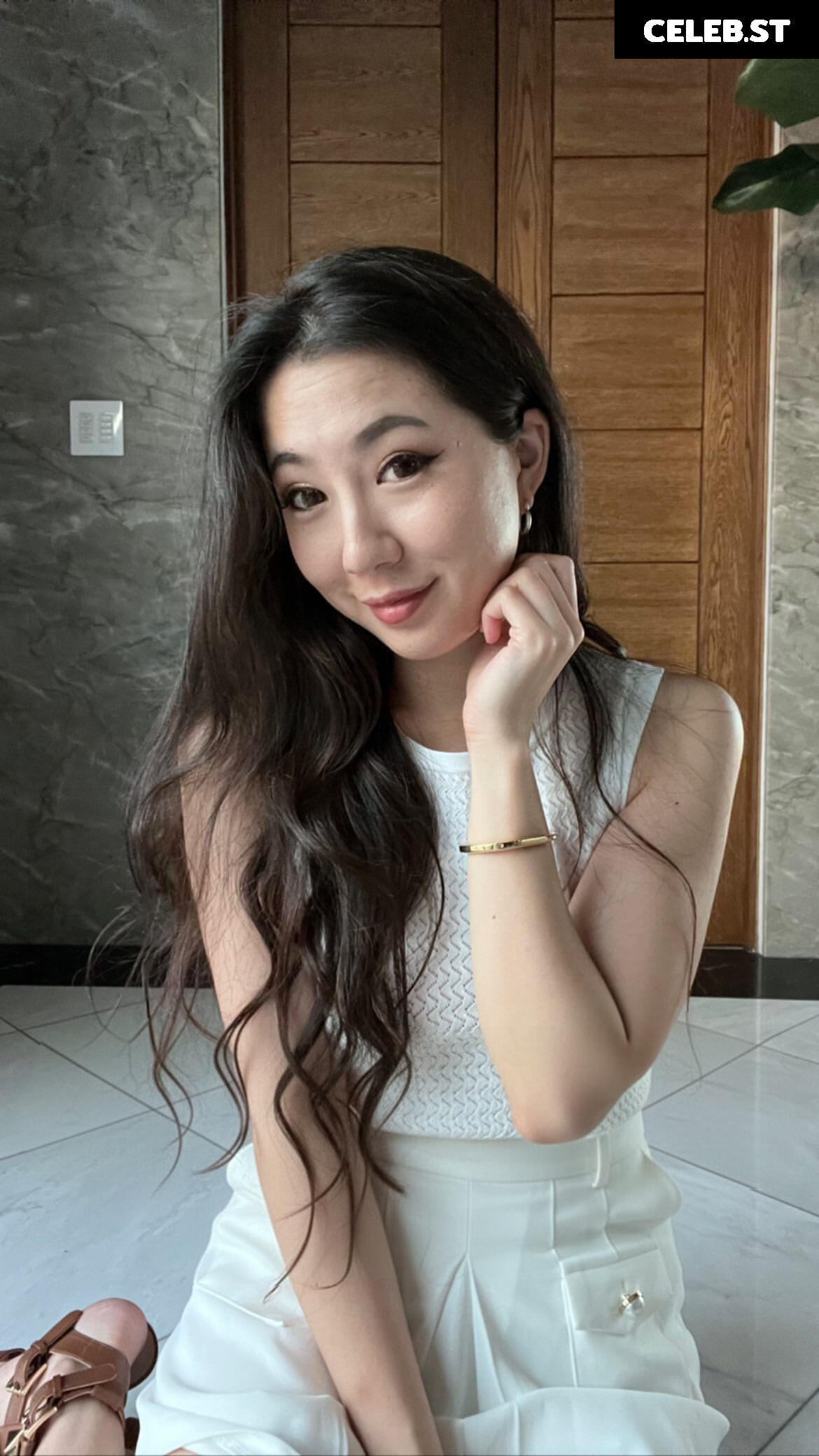Fuslie (Leslie) Image 24237366