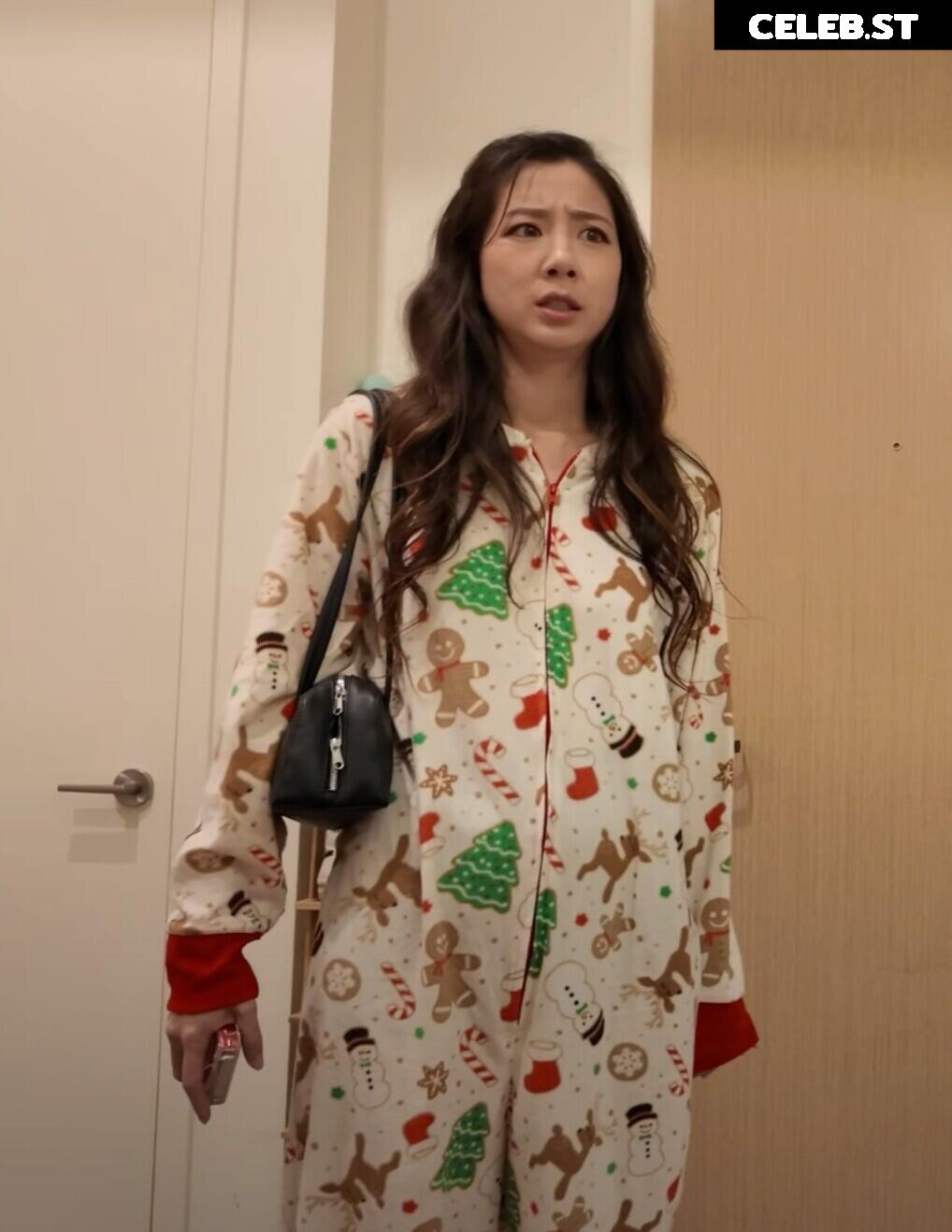 Fuslie (Leslie) Image 24237375