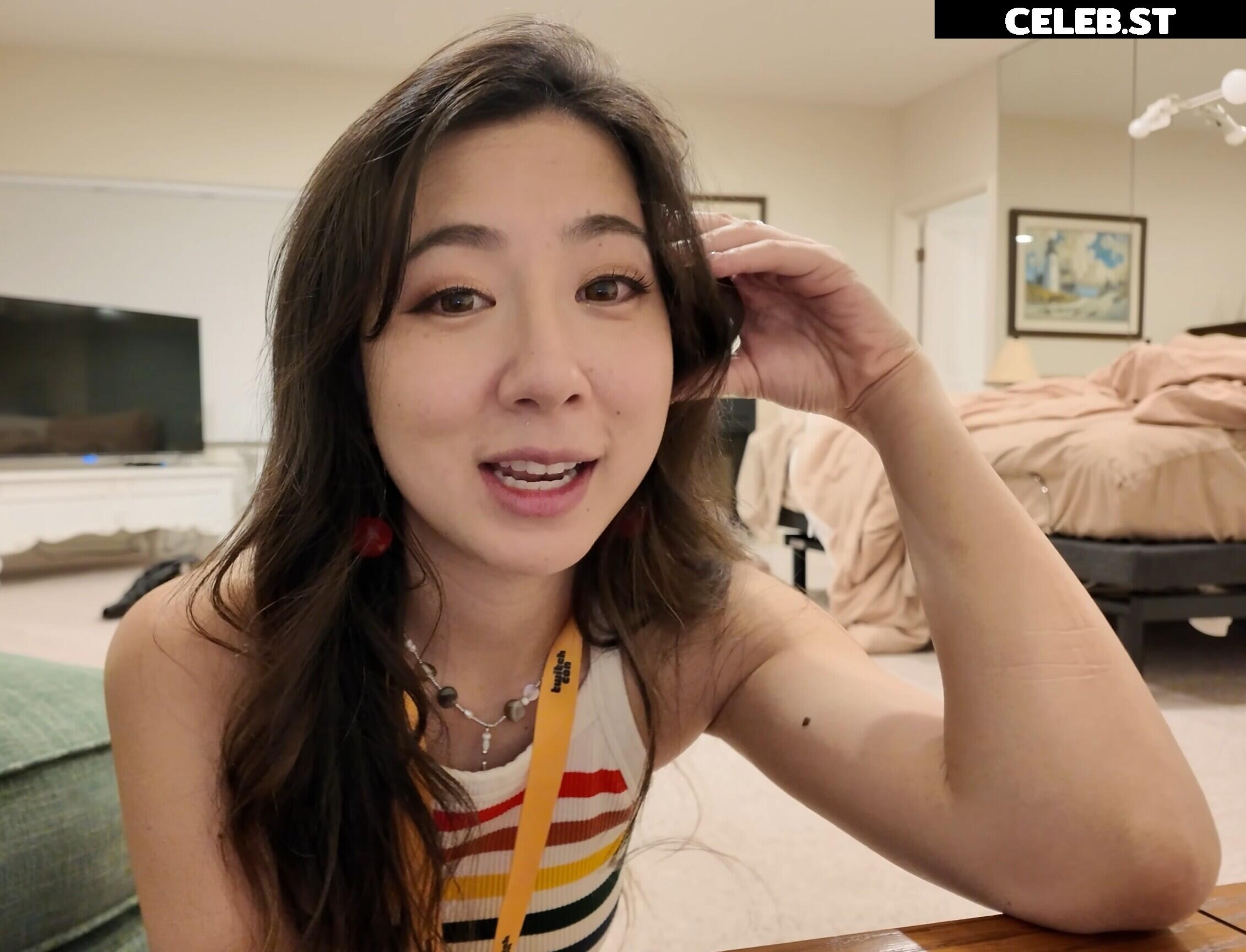 Fuslie (Leslie) Image 24237292