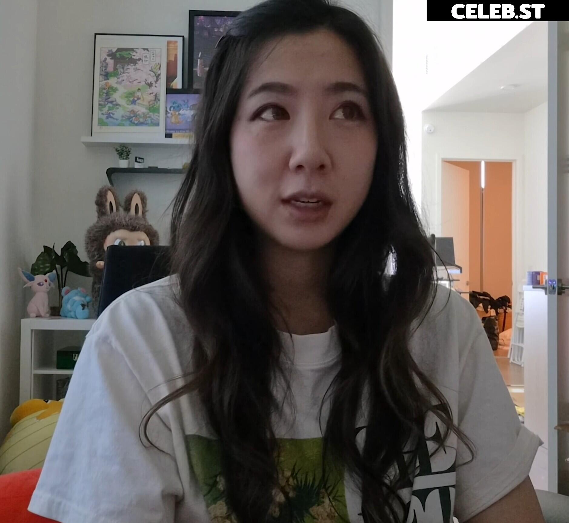 Fuslie (Leslie) Image 24237287