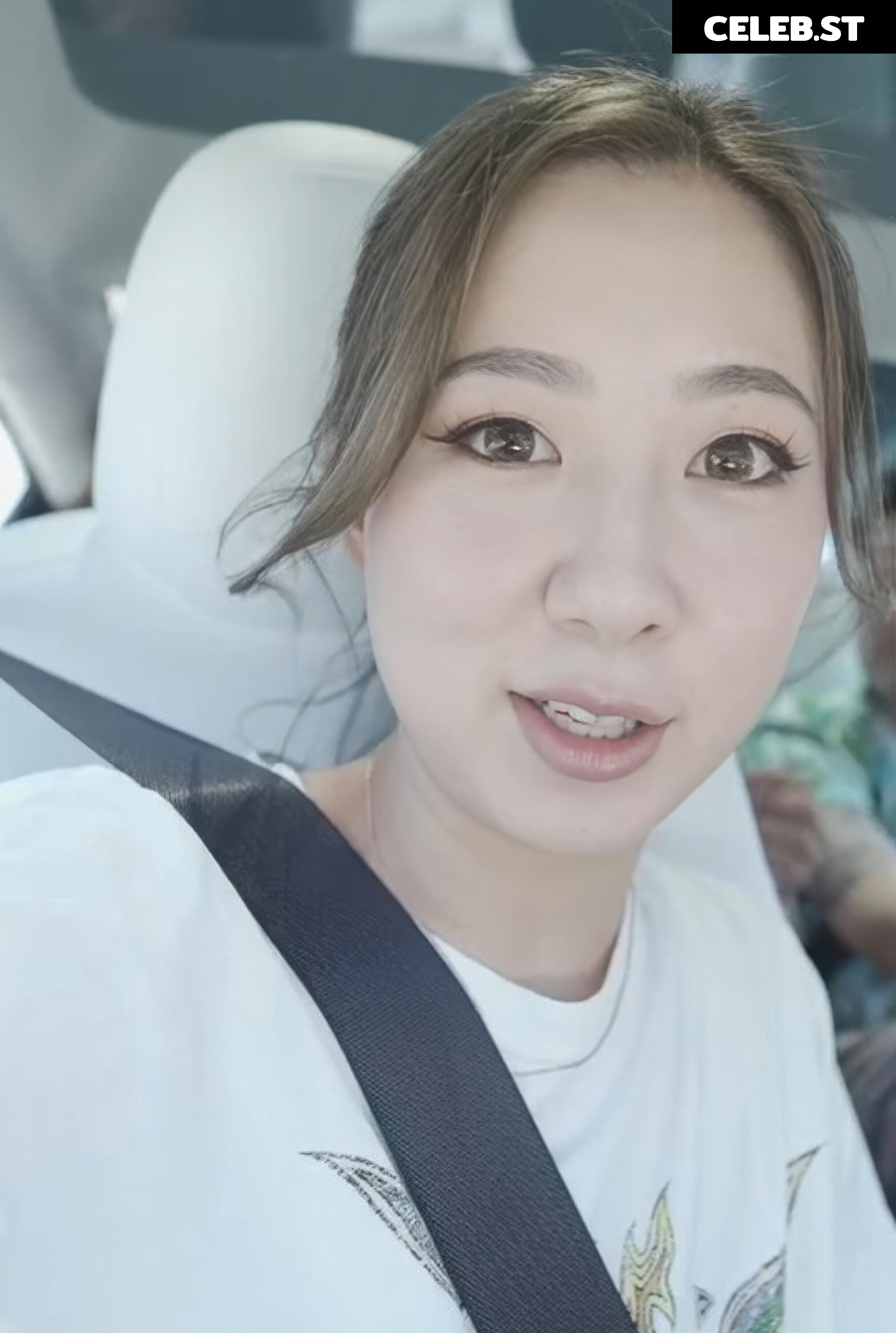 Fuslie (Leslie) Image 24237220