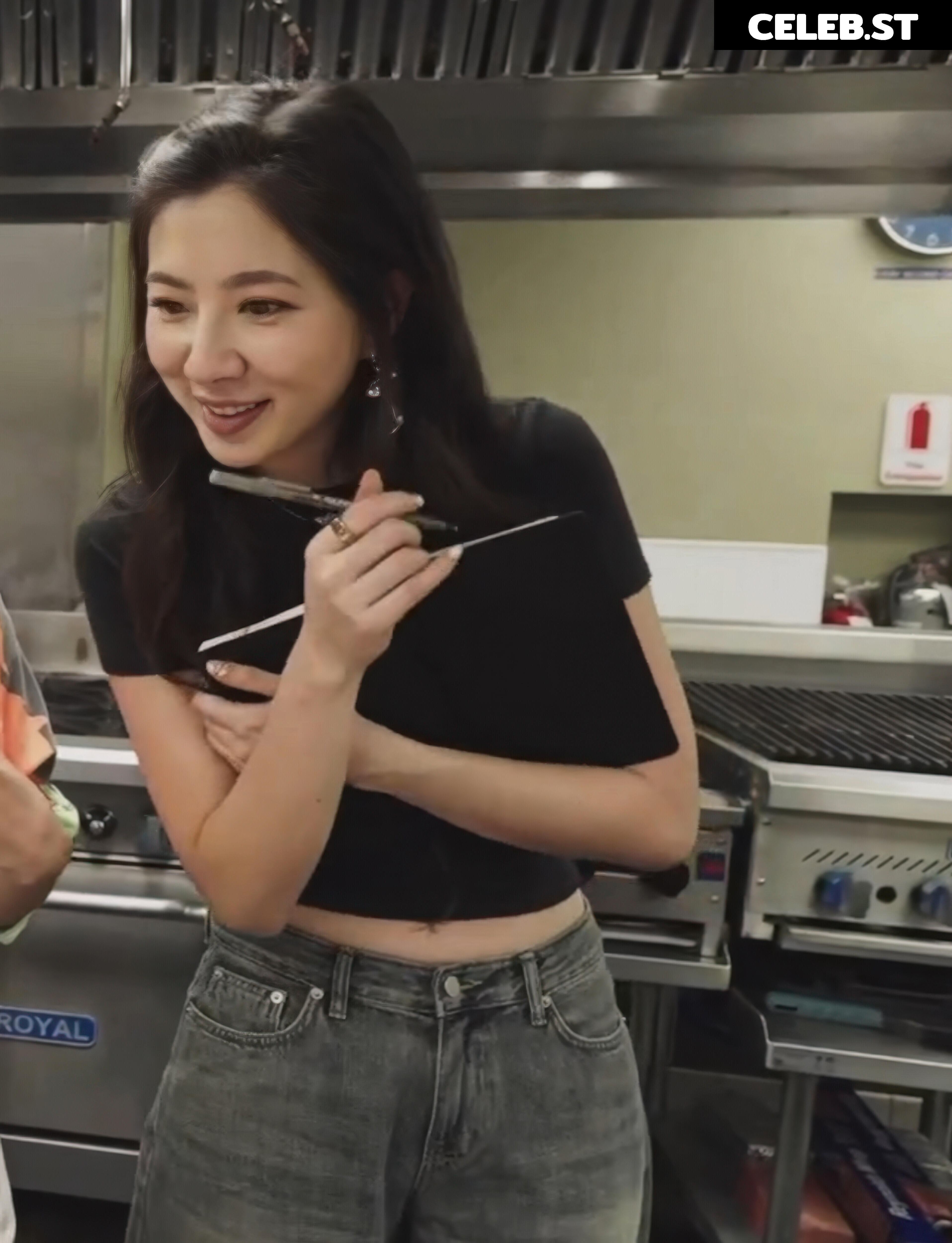 Fuslie (Leslie) Image 24237206
