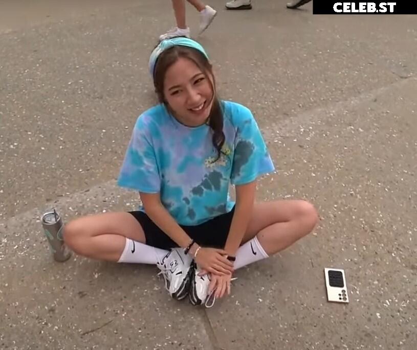 Fuslie (Leslie) Image 24236932
