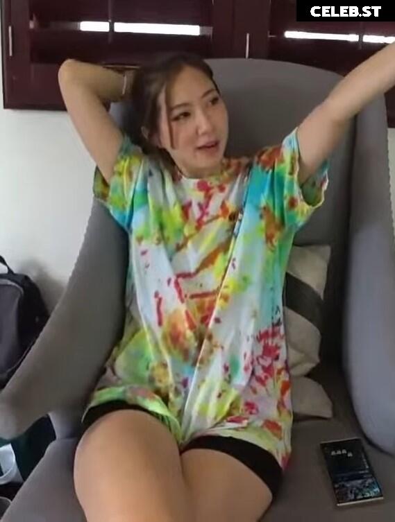 Fuslie (Leslie) Image 24236947