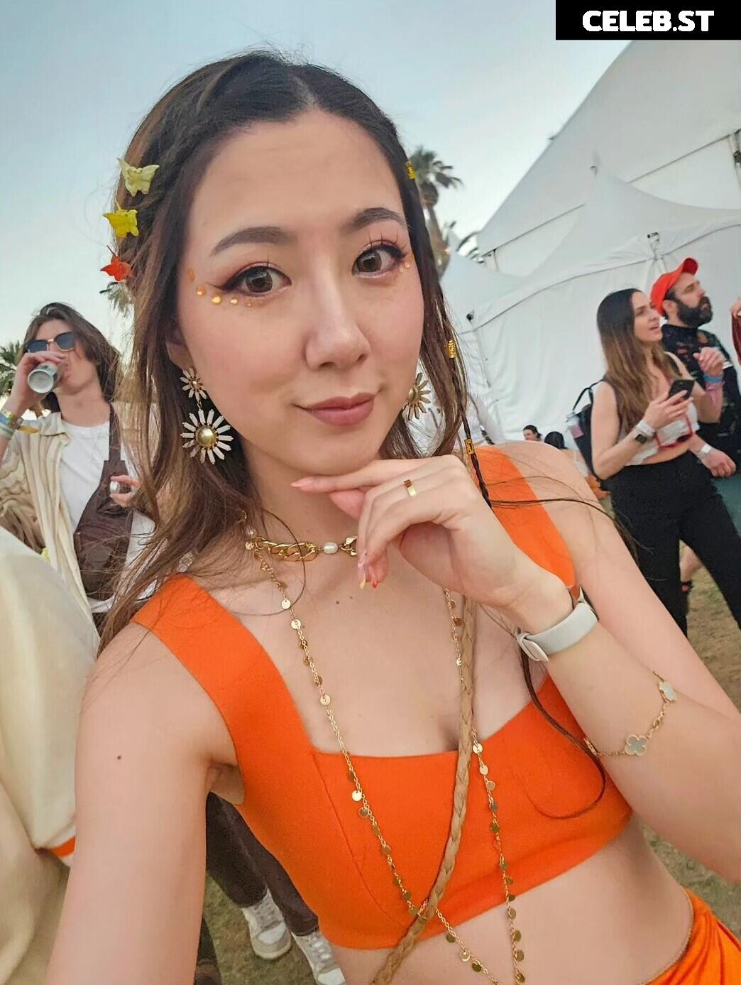 Fuslie (Leslie) Image 24236885