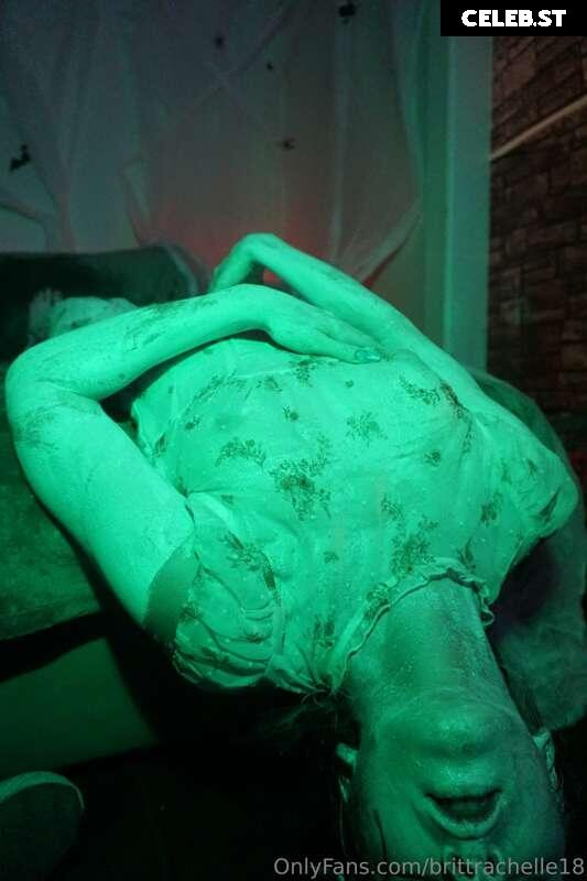 Britt Rachelle Image 2420363