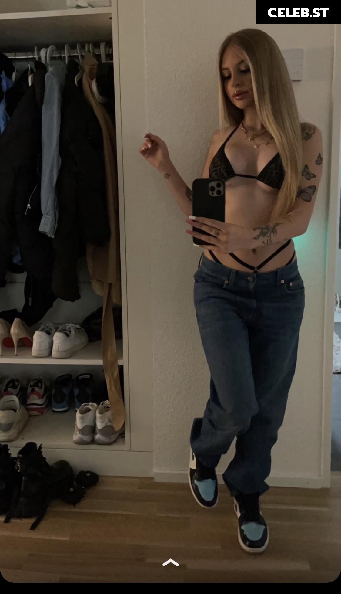 Michellemelodyx Image 2420991