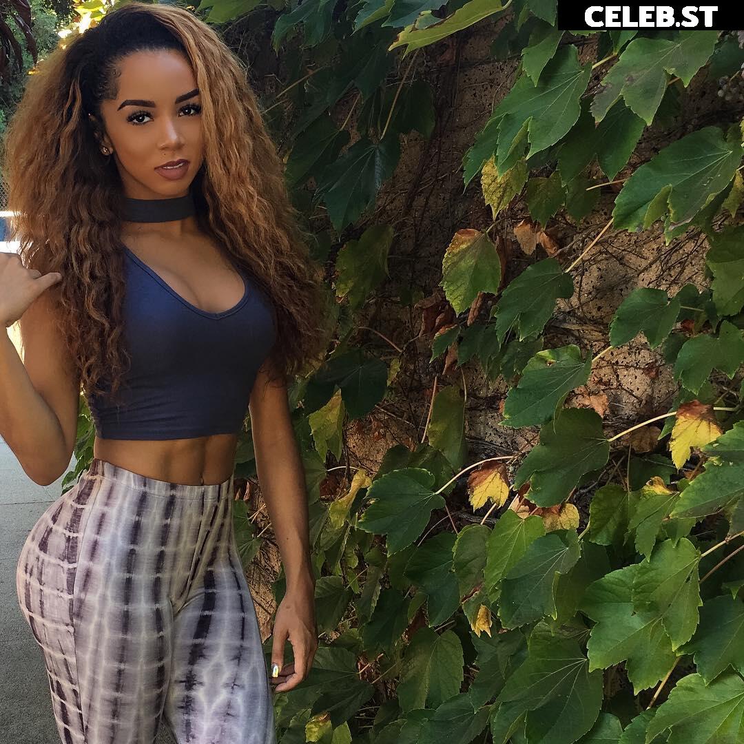 Brittany Renner Image 24297057