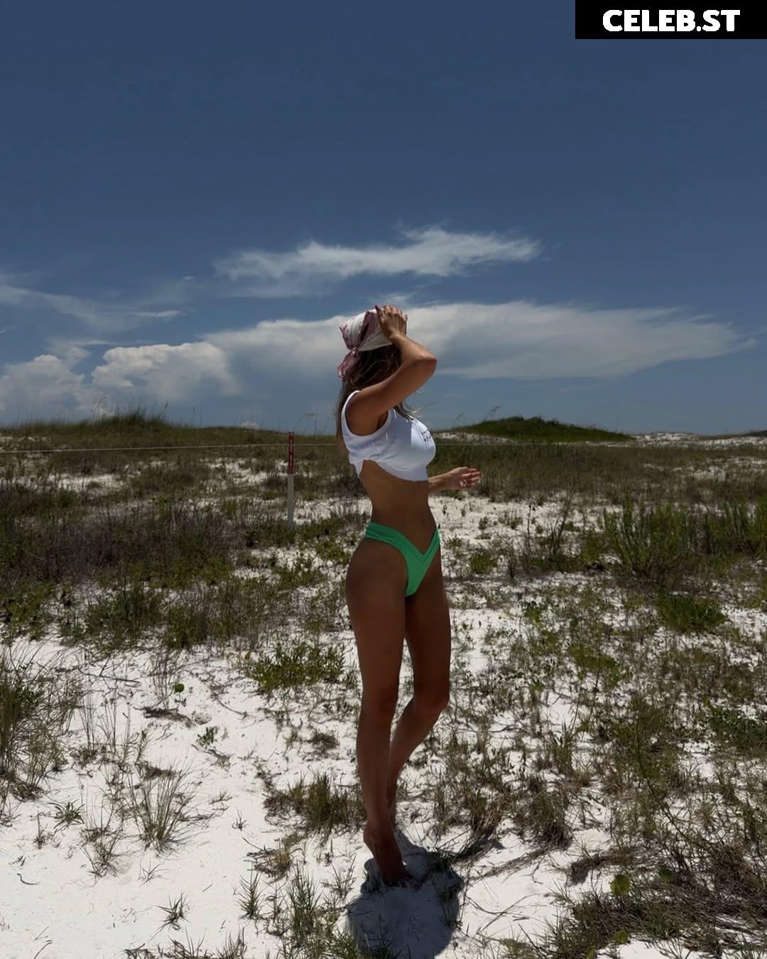 hadelinemope / Maddie Hope Image 24285308