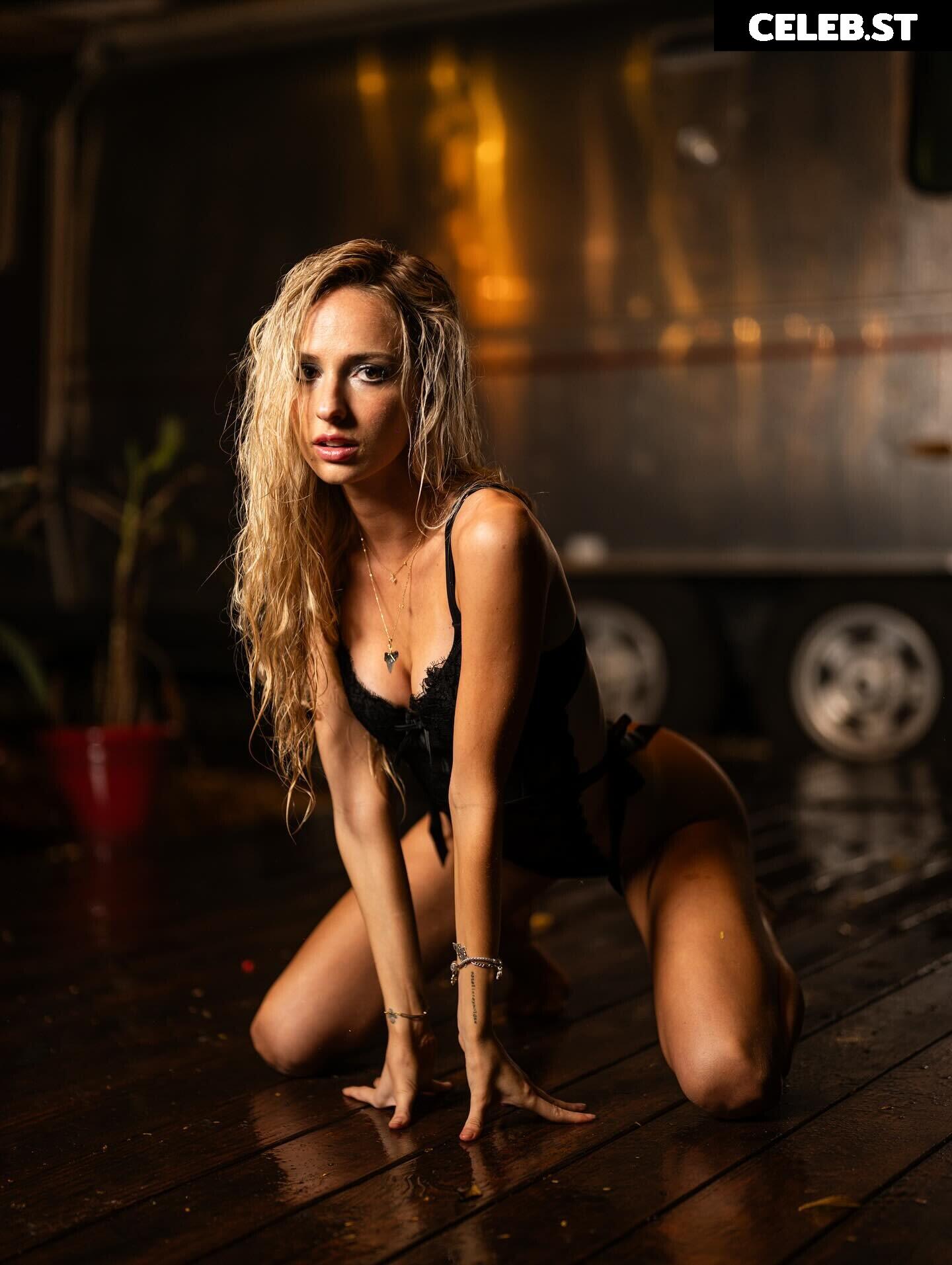 Natalie Reynolds (nataliereynoldss) Image 24287467