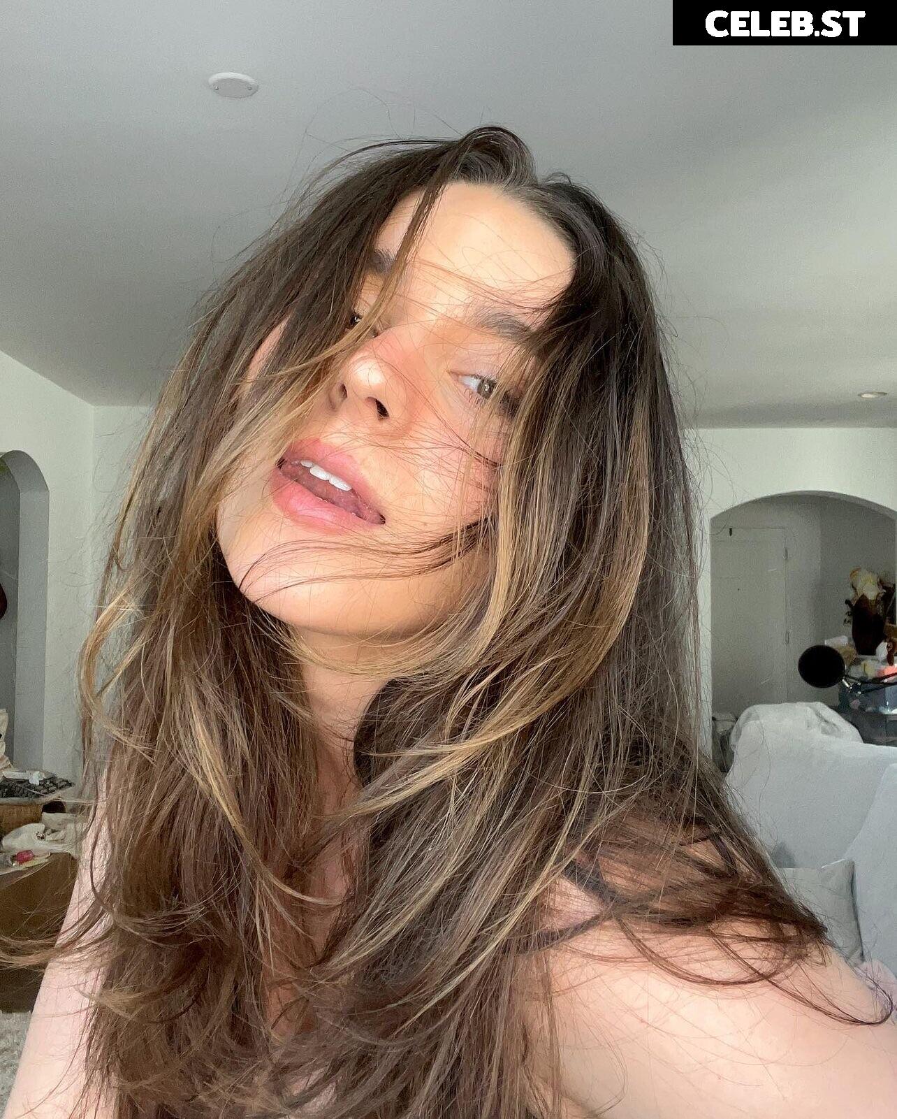 Taya Miller / Tayamillerr Image 24286603