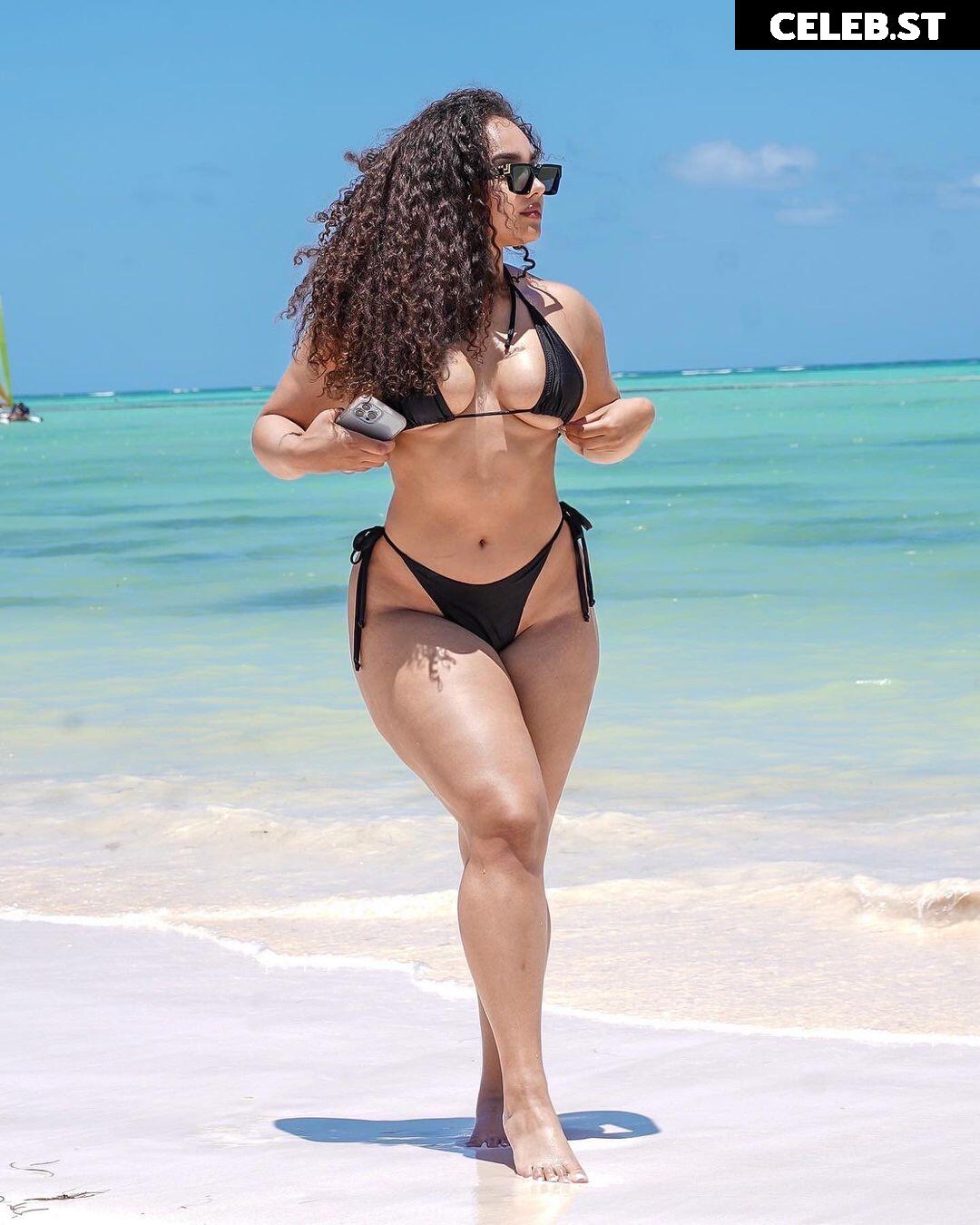 Demetria Obilor Image 24281986