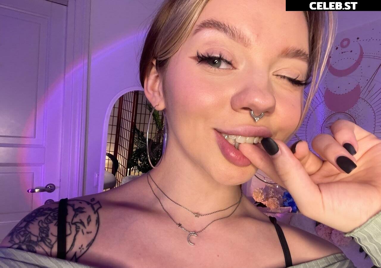 KristaBrooks Image 2415550