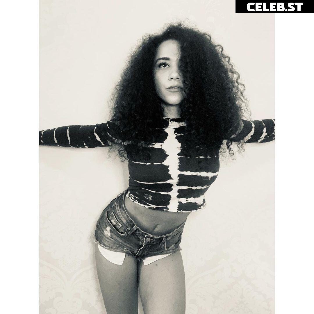 Nadja Benaissa Image 2415387