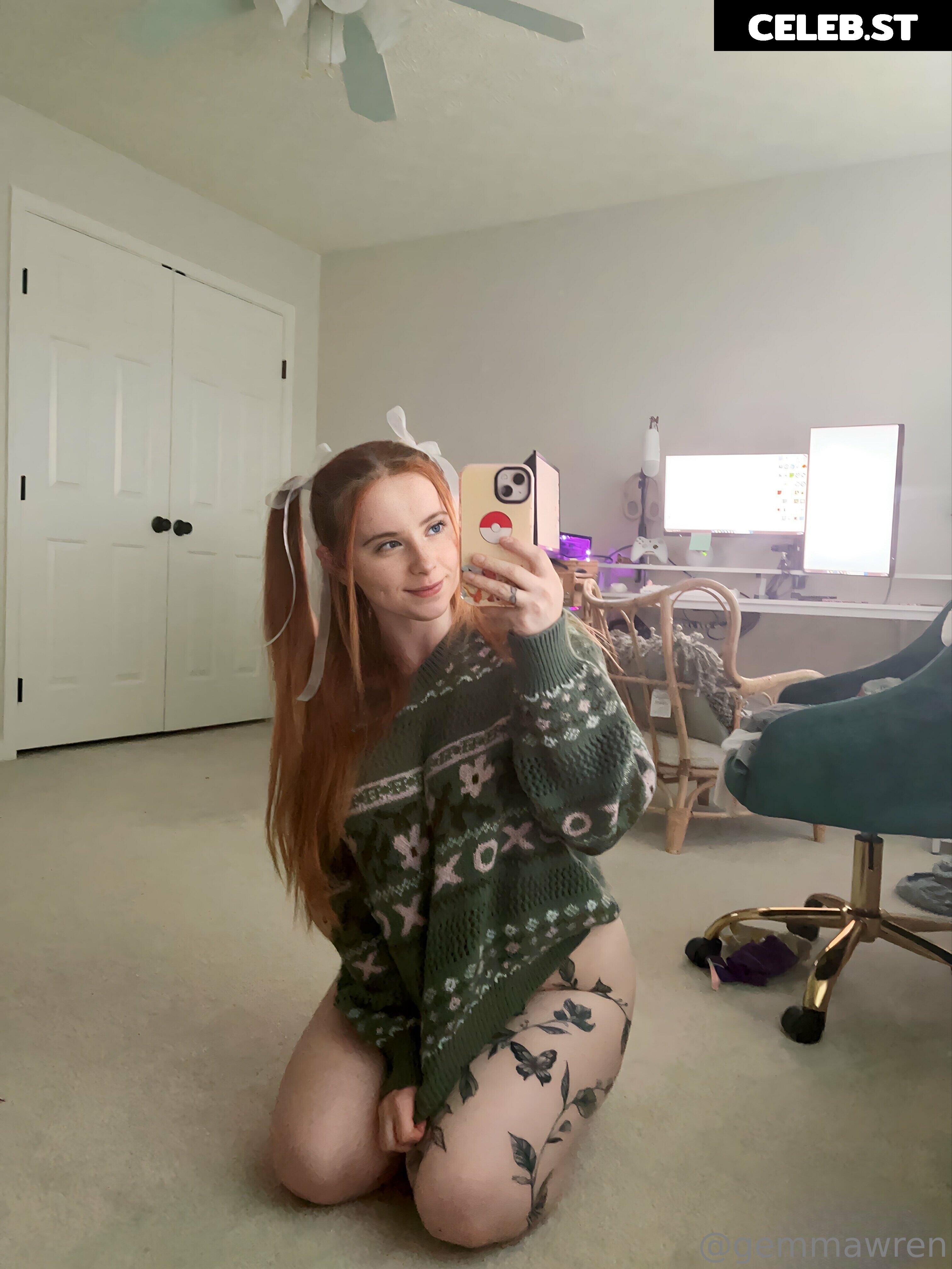 Gemmawren / afreckledgirl / squirtabl3 Image 24118304