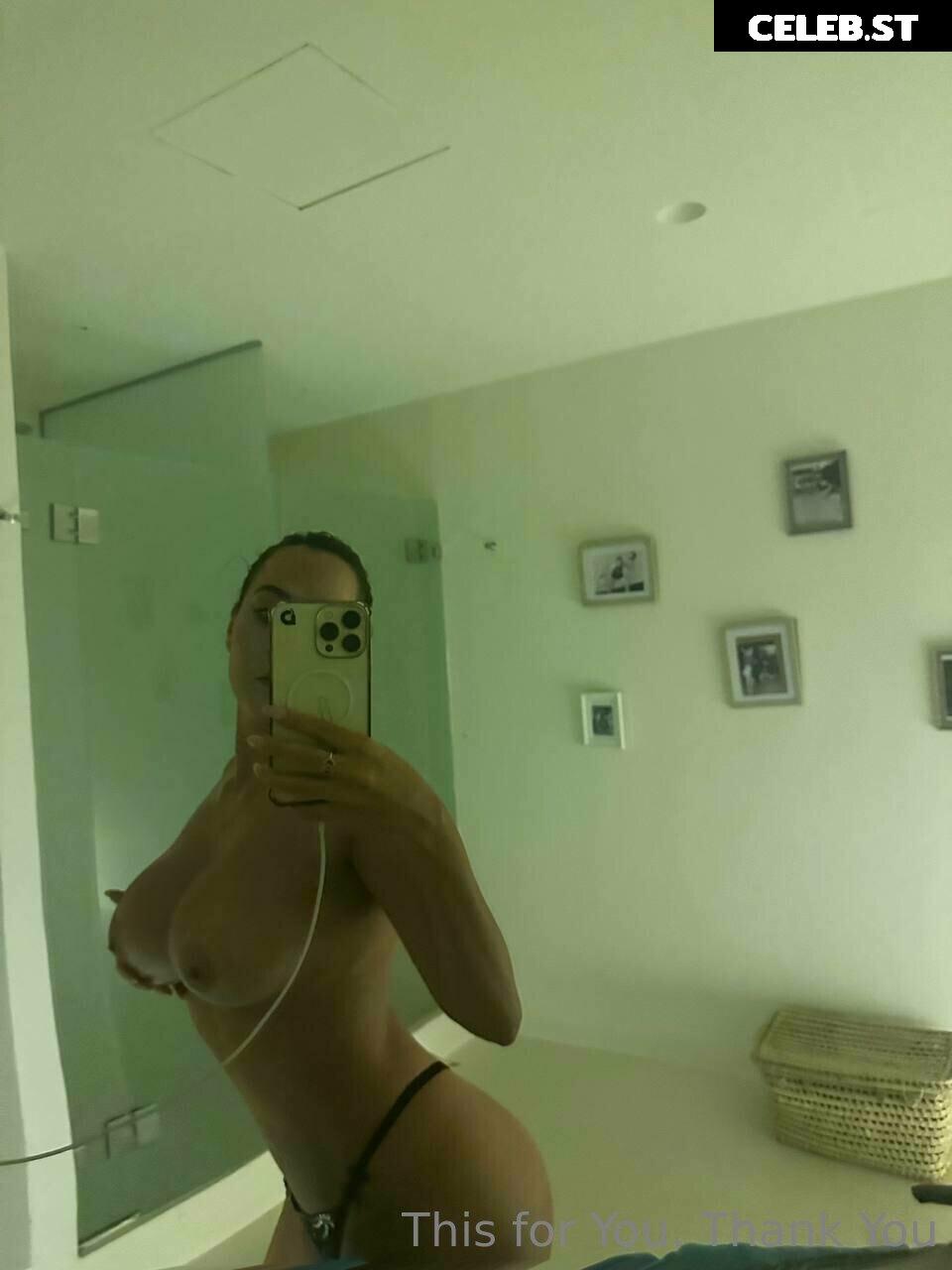 Paola Saulino Image 24116422