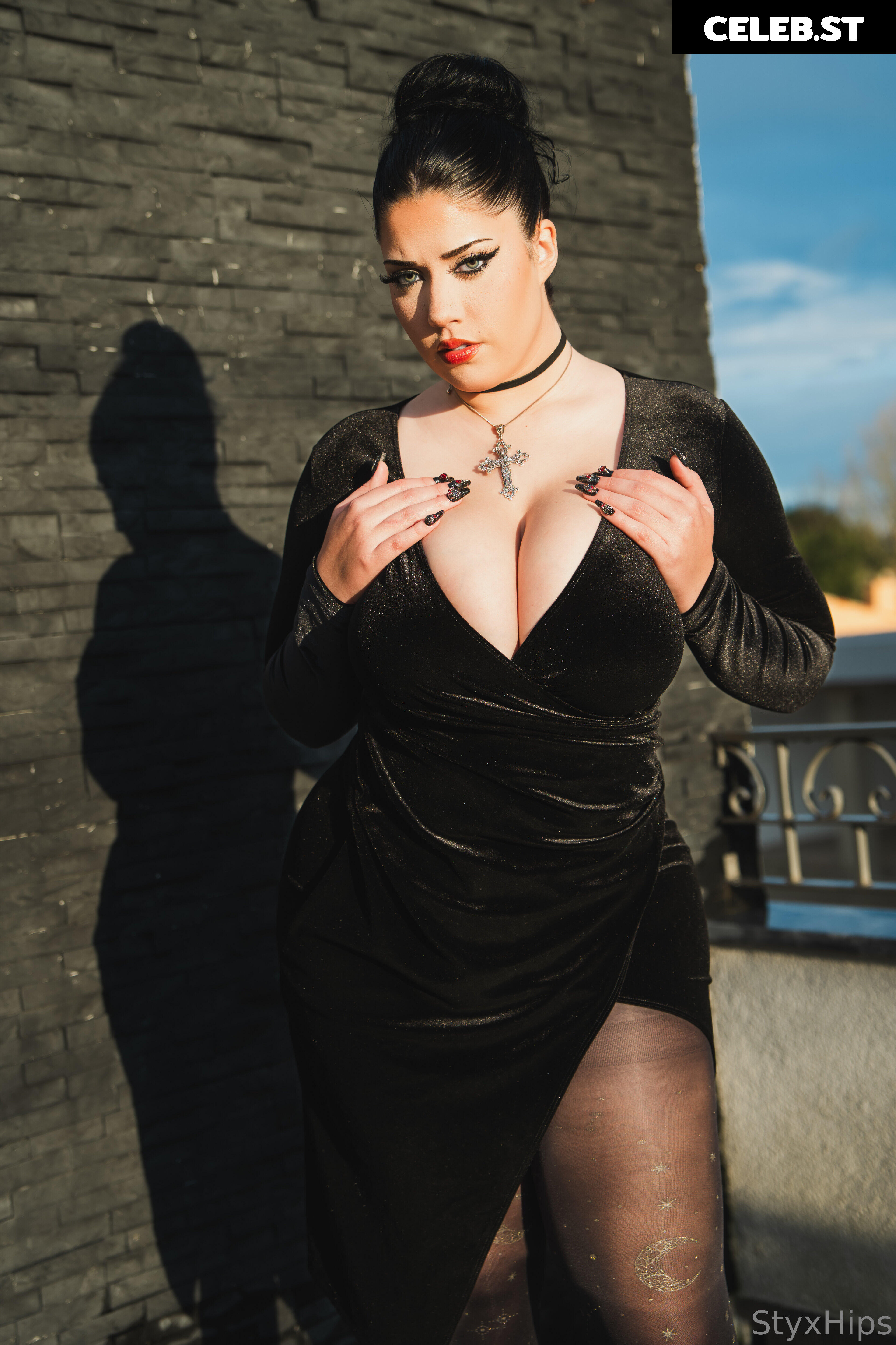 Styxhips Image 24116666