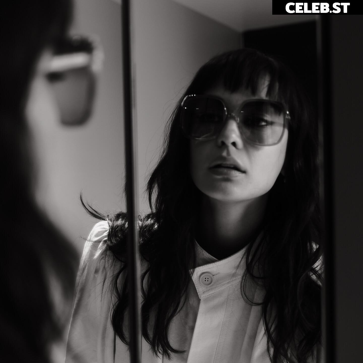 Courtney Eaton Image 24123709