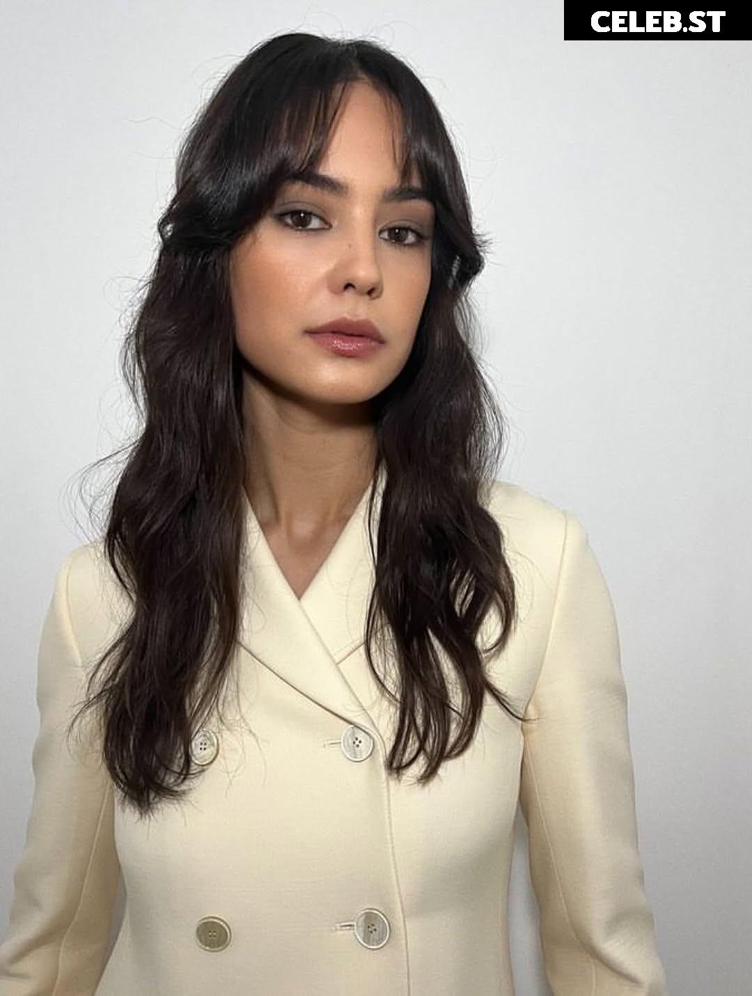 Courtney Eaton Image 24123739