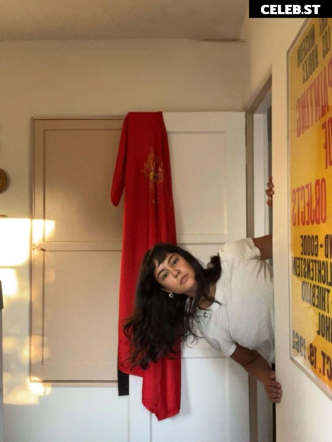 Courtney Eaton Image 24123753