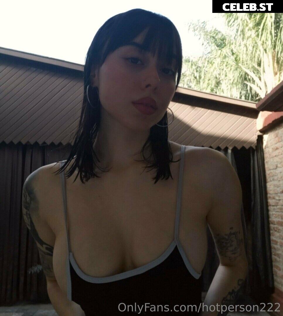 Hotperson222 / Jasmine Image 24122494