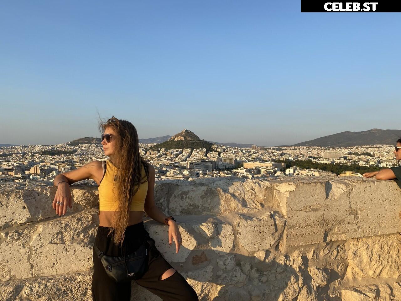 Jasminjass / Jasminjasm / A_Big_Reason/ Balisurfgirl Image 24122338