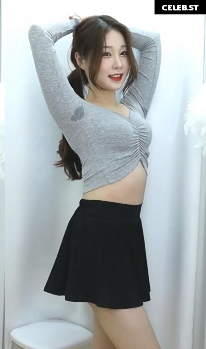 woohankyung / hankyung / 한갱 Image 24108093